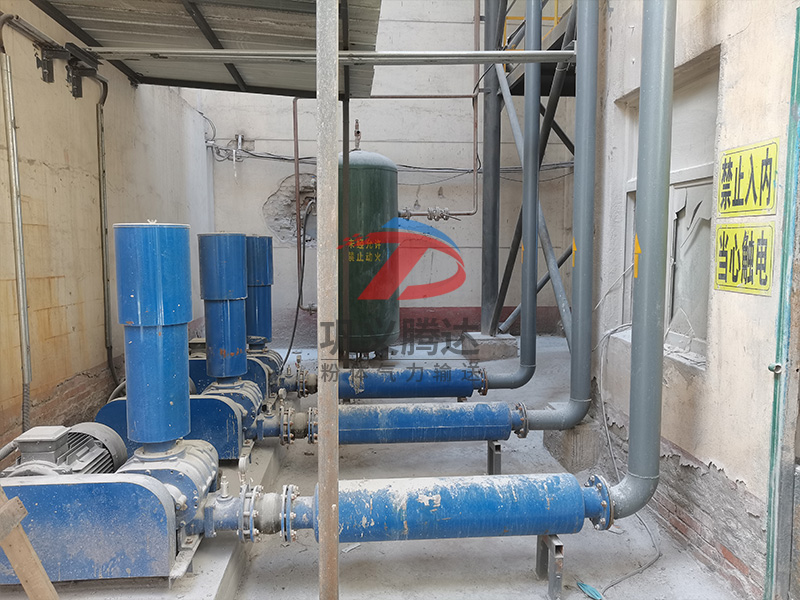 鋼廠粉料輸送設備氣力輸粉機使用現場